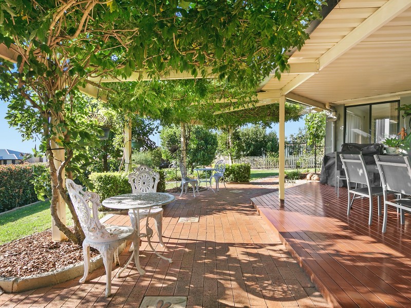 47 Smythe Drive, Highfields QLD 4352