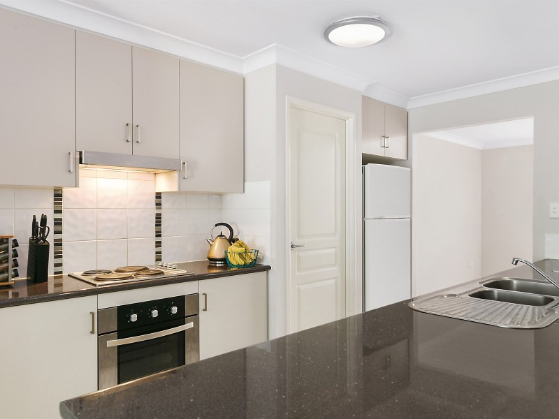 2/43 McGregor Street, Wilsonton QLD 4350