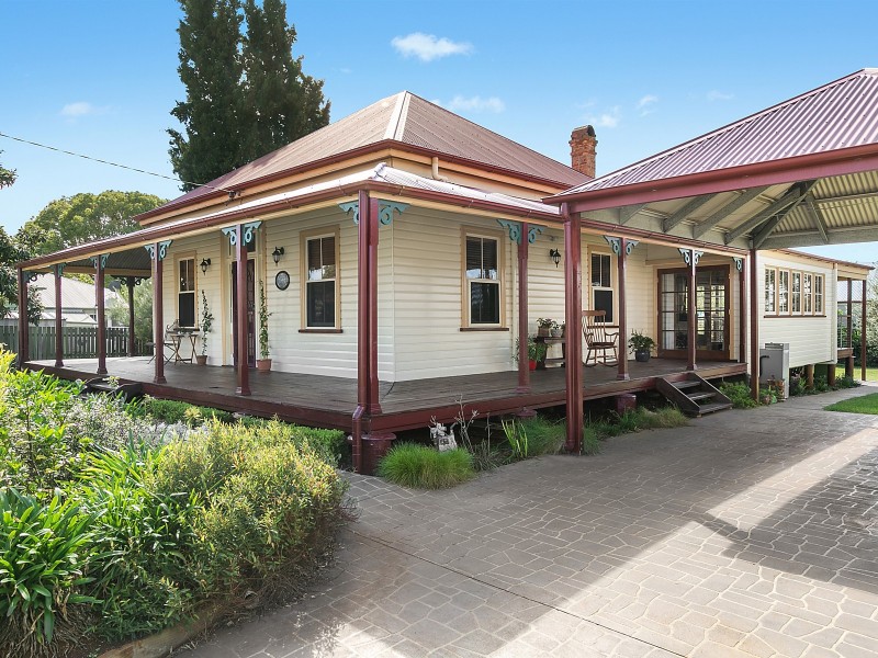 34 Gowrie Street, Toowoomba City QLD 4350