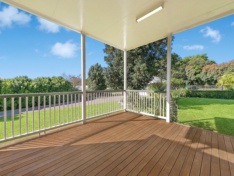 11 Ravenscourt Street, Centenary Heights QLD 4350