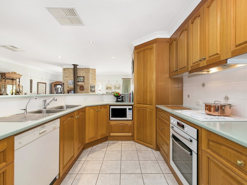 2 Pamela Court, Highfields QLD 4352