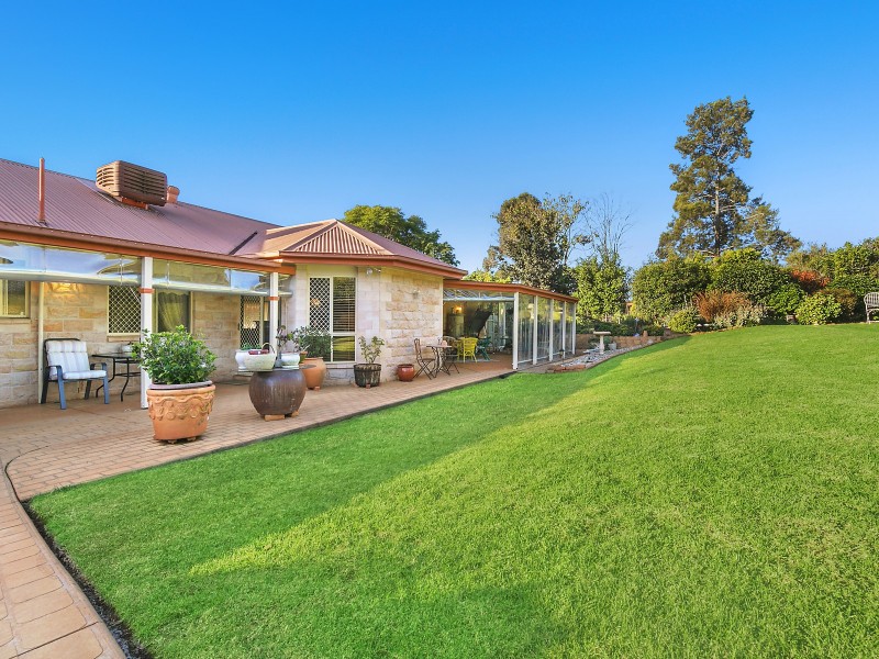 2 Pamela Court, Highfields QLD 4352