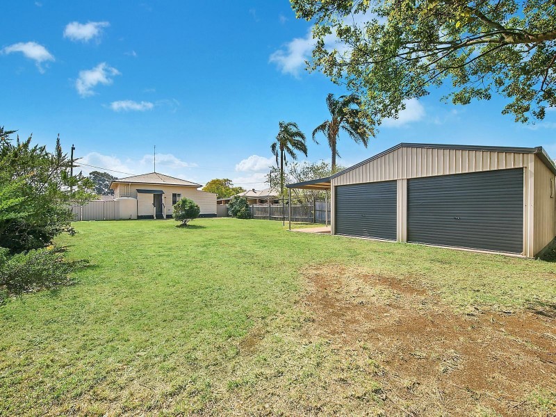 40 Shennan Street, Harristown QLD 4350