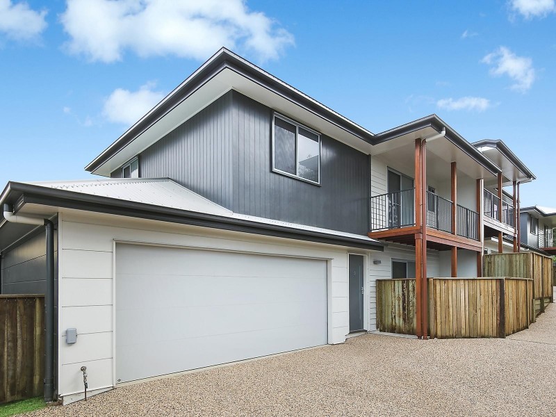 2/23 West Street, Newtown QLD 4350