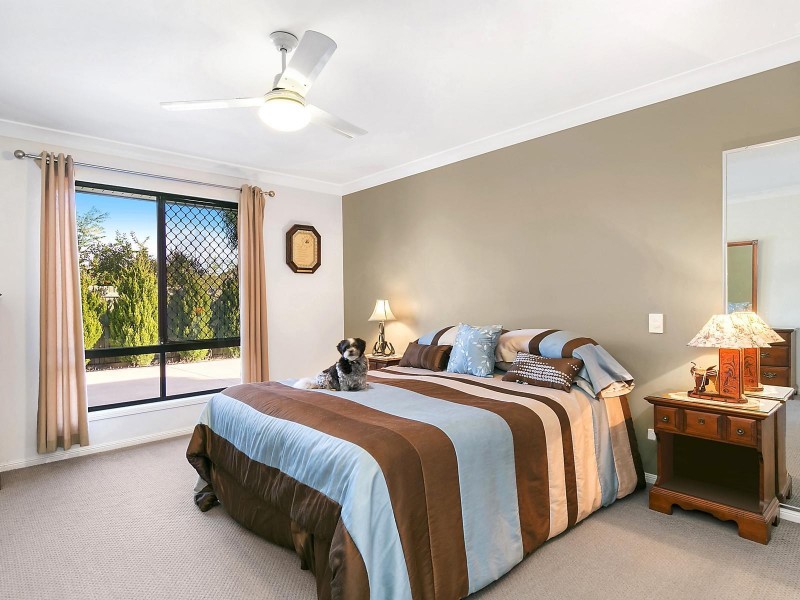 53 Phipps Drive, Meringandan West QLD 4352