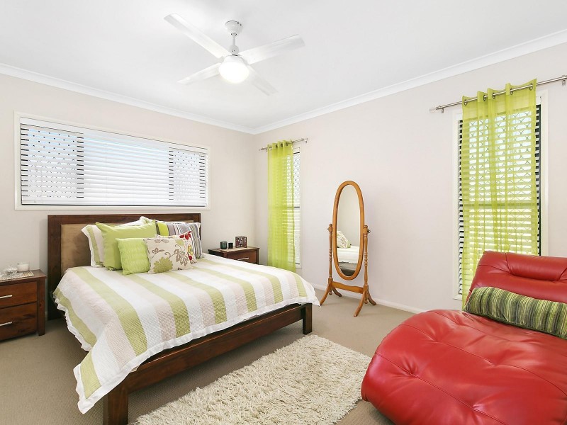 24 Wellington Street, Wyreema QLD 4352