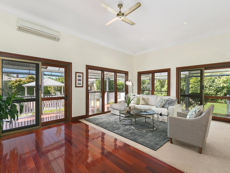 33 Arthur Street, East Toowoomba QLD 4350