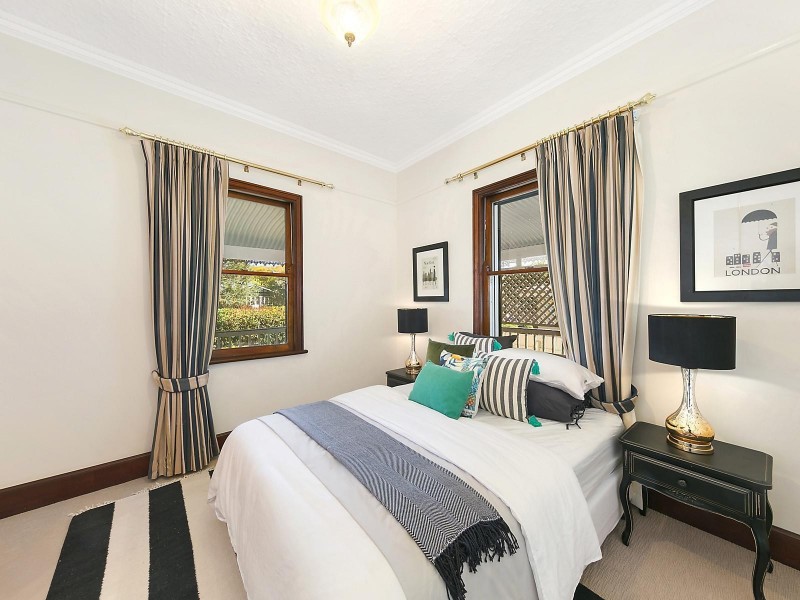 33 Arthur Street, East Toowoomba QLD 4350