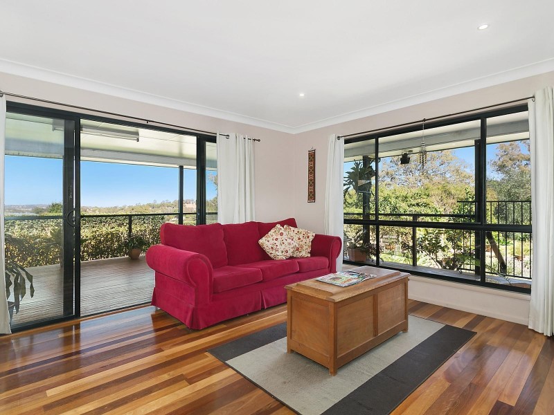 12 Settlers Drive, Gowrie Junction QLD 4352