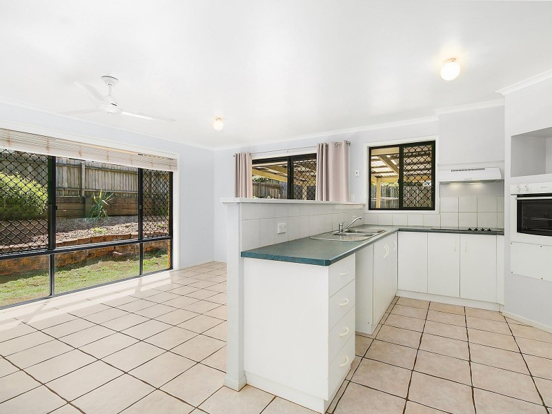 17 Duncan Street, Wilsonton Heights QLD 4350