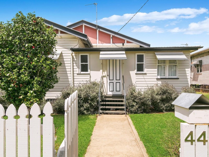 44 Clark Street, South Toowoomba QLD 4350