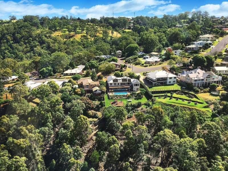 54 Skyline Drive, Blue Mountain Heights QLD 4350