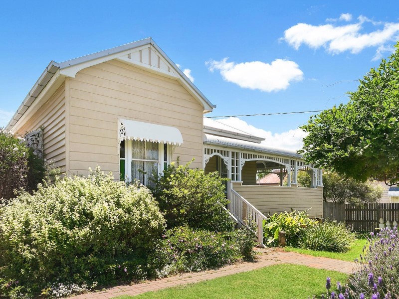 207 Bridge Street, North Toowoomba QLD 4350