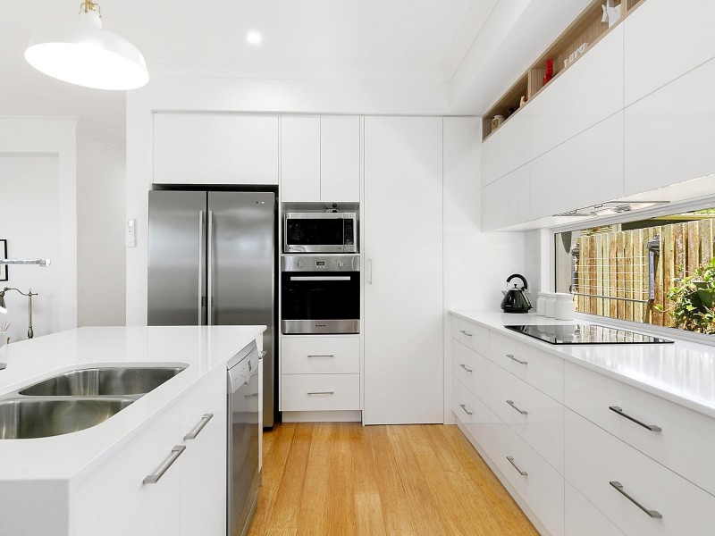 2/19 Wallace Street, Newtown QLD 4350