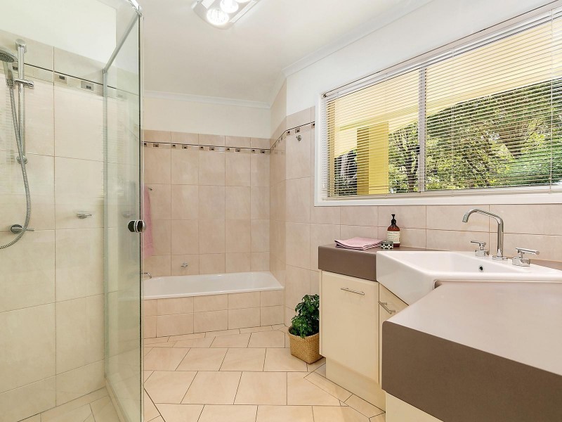 264 Rowbotham Street, Middle Ridge QLD 4350