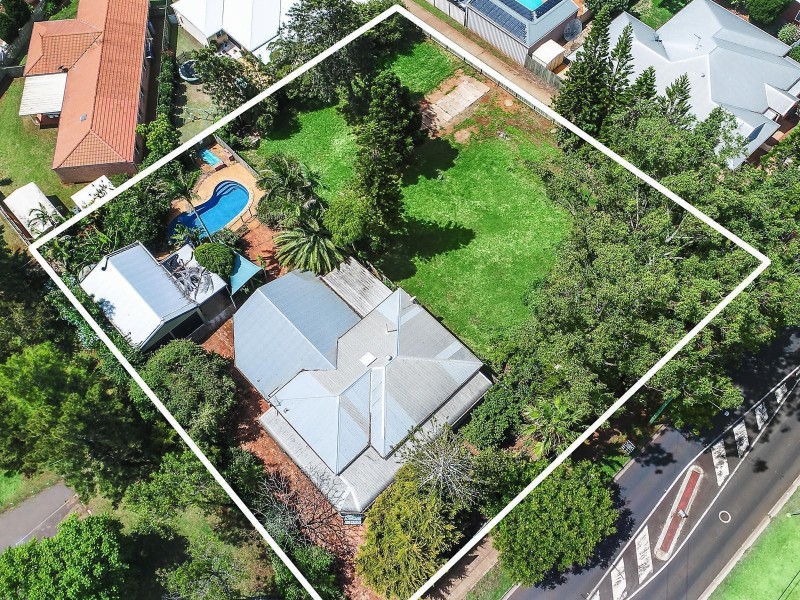 189 Spring Street, Middle Ridge QLD 4350