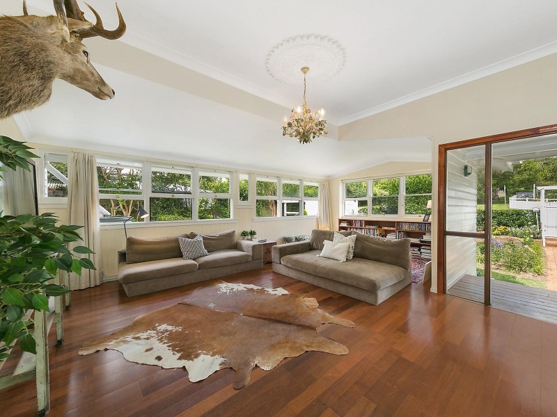 27 Godfrey Street, East Toowoomba QLD 4350