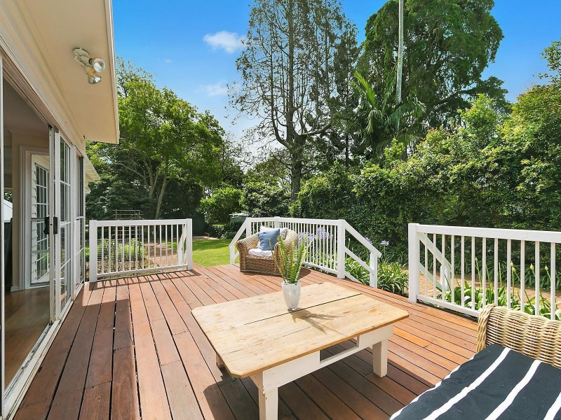 27 Godfrey Street, East Toowoomba QLD 4350