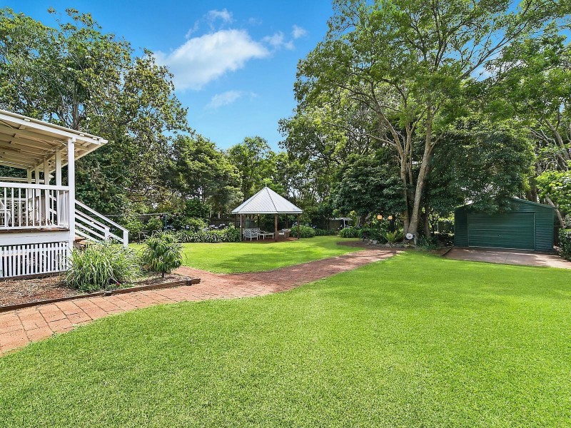 27 Godfrey Street, East Toowoomba QLD 4350