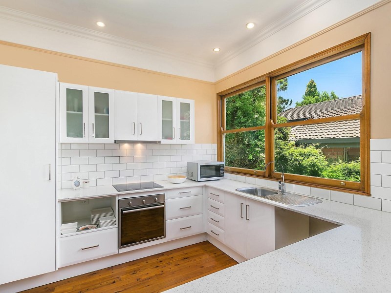 48 Jellicoe Street, Mount Lofty QLD 4350