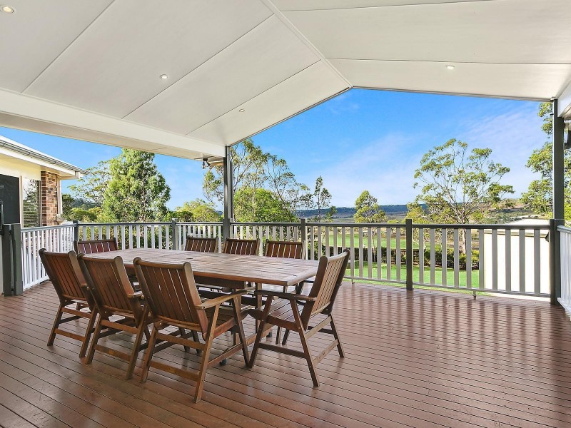 5 Ryans Drive, Cotswold Hills QLD 4350