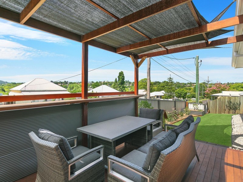 22 Seaton Street, South Toowoomba QLD 4350