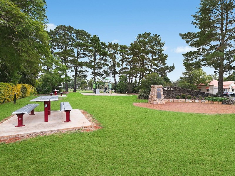 6 Daybreak Close, Cabarlah QLD 4352