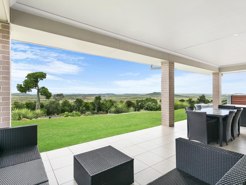 23 Hilltop Drive, Gowrie Junction QLD 4352