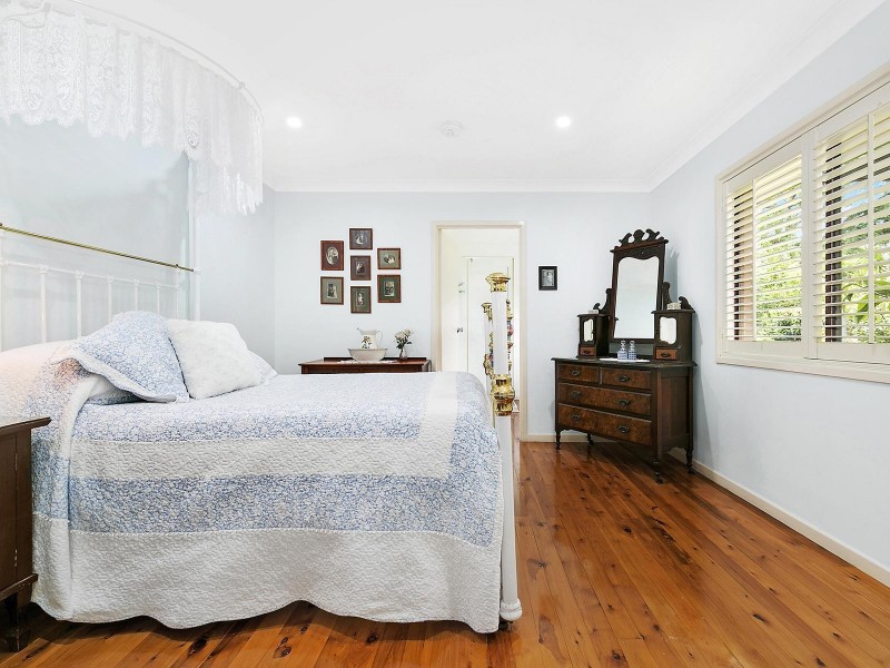 17 Wirra Wirra Street, Mount Lofty QLD 4350