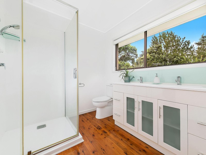 17 Wirra Wirra Street, Mount Lofty QLD 4350
