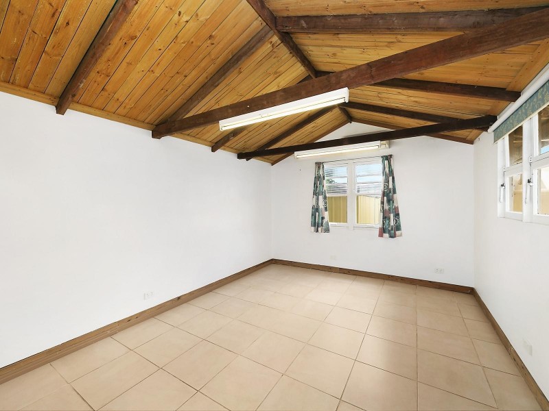 809 Ruthven Street, Kearneys Spring QLD 4350