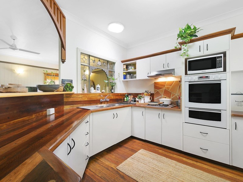 13 Woden Street, Murphys Creek QLD 4352