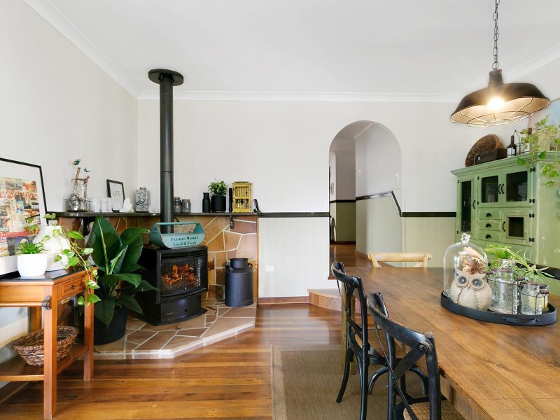 13 Woden Street, Murphys Creek QLD 4352