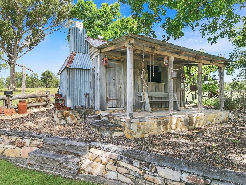 13 Woden Street, Murphys Creek QLD 4352