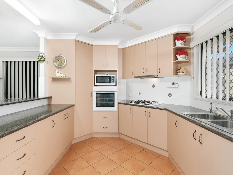 2/474 Stenner Street, Darling Heights QLD 4350