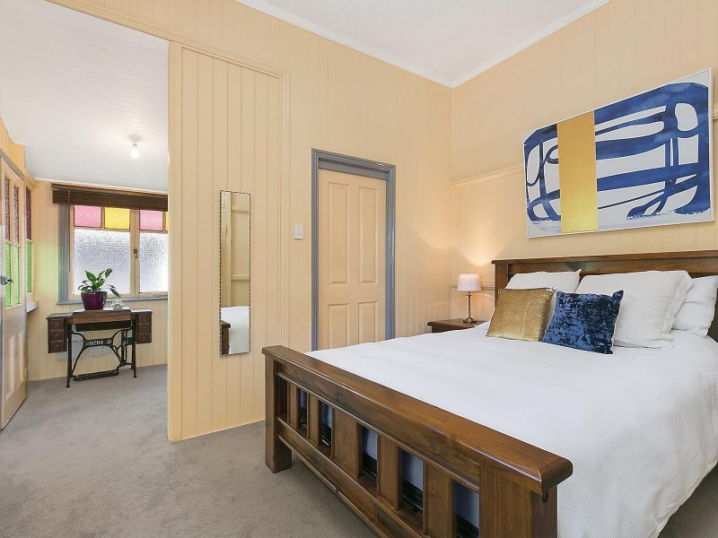 20 Robinson Street, North Toowoomba QLD 4350