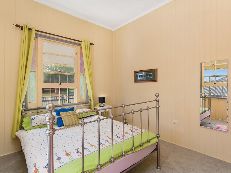 20 Robinson Street, North Toowoomba QLD 4350