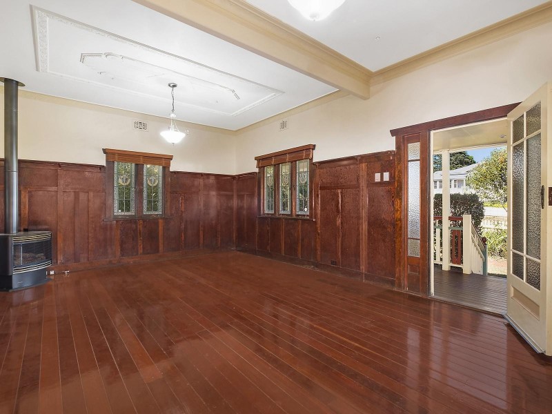 17 Dunmore Street, East Toowoomba QLD 4350