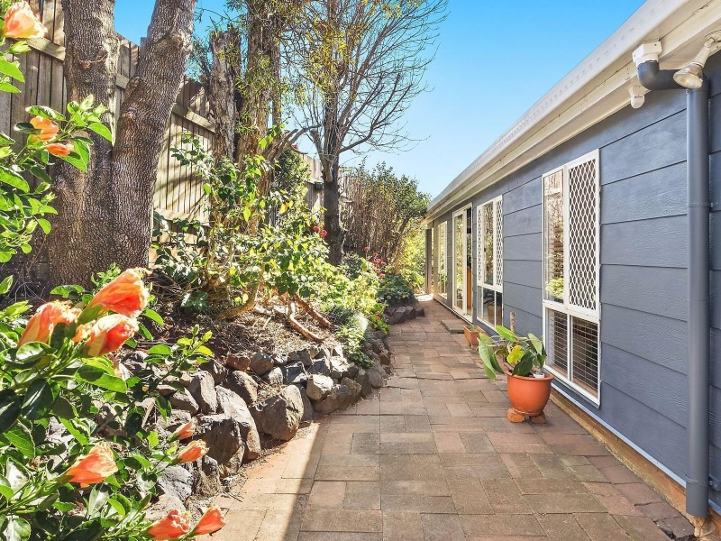 27 Creedon Drive, Kearneys Spring QLD 4350