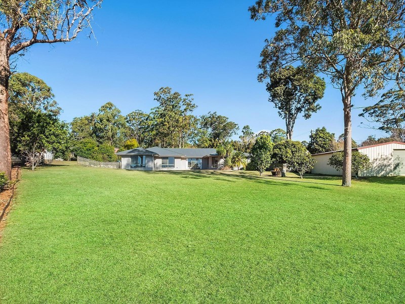 1 Stewart Court, Highfields QLD 4352