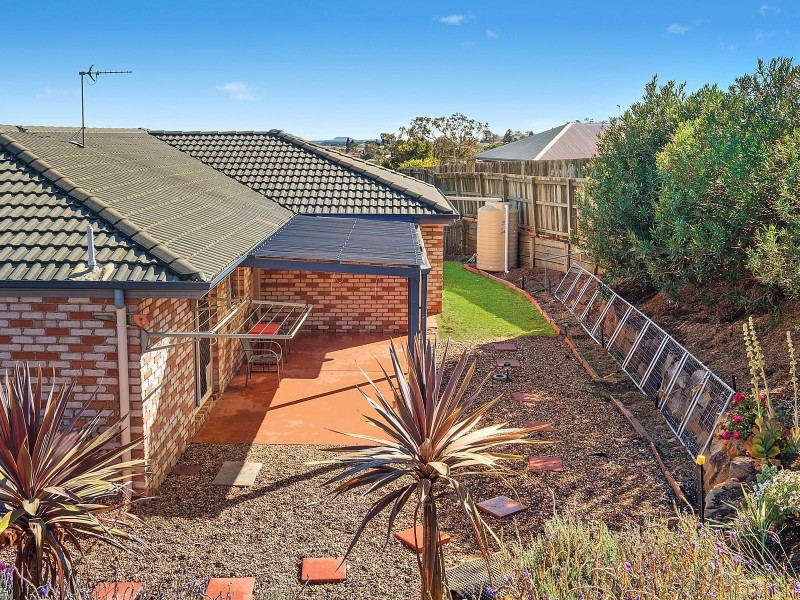 2 Myora Close, Darling Heights QLD 4350