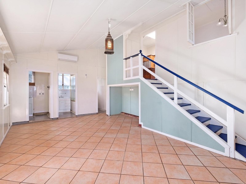 111 Jellicoe Street, North Toowoomba QLD 4350