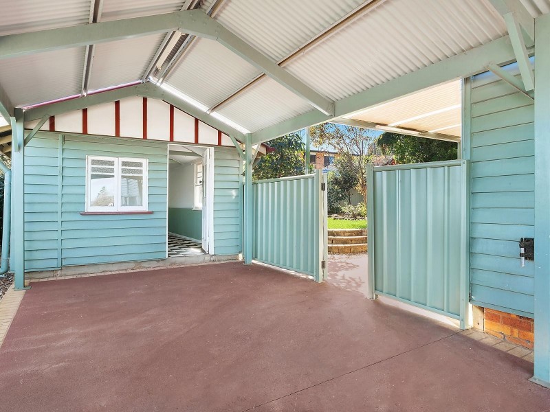 111 Jellicoe Street, North Toowoomba QLD 4350