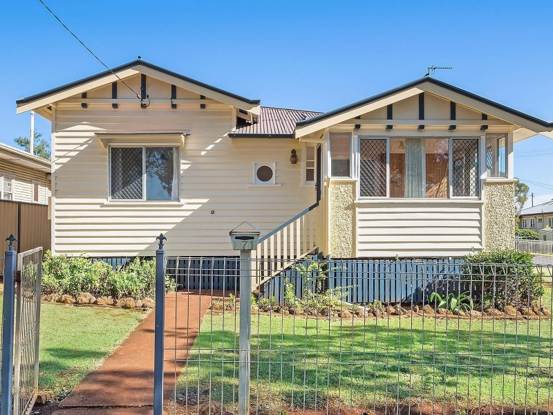 171 Geddes Street, South Toowoomba QLD 4350