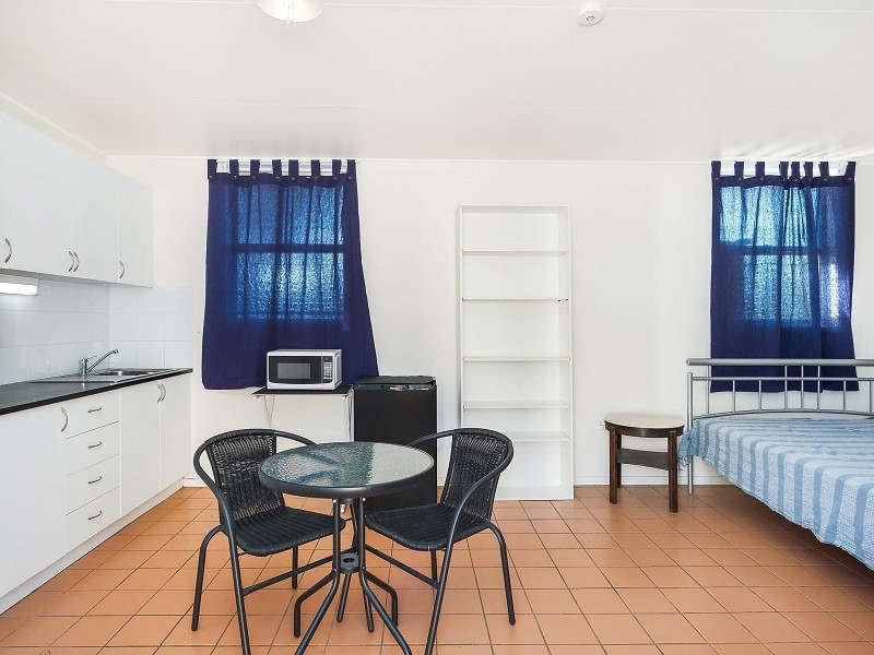 33 Butt Street, Harristown QLD 4350