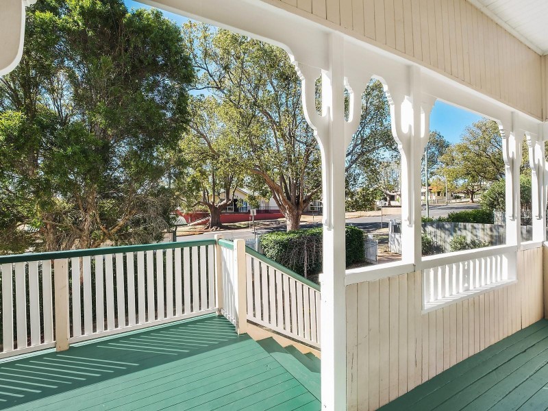 202 Perth Street, South Toowoomba QLD 4350