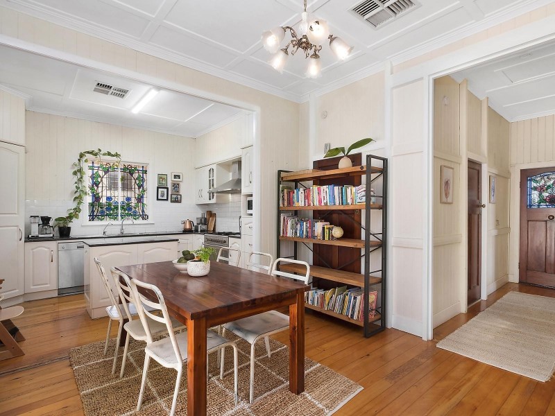 12 Christmas Street, North Toowoomba QLD 4350