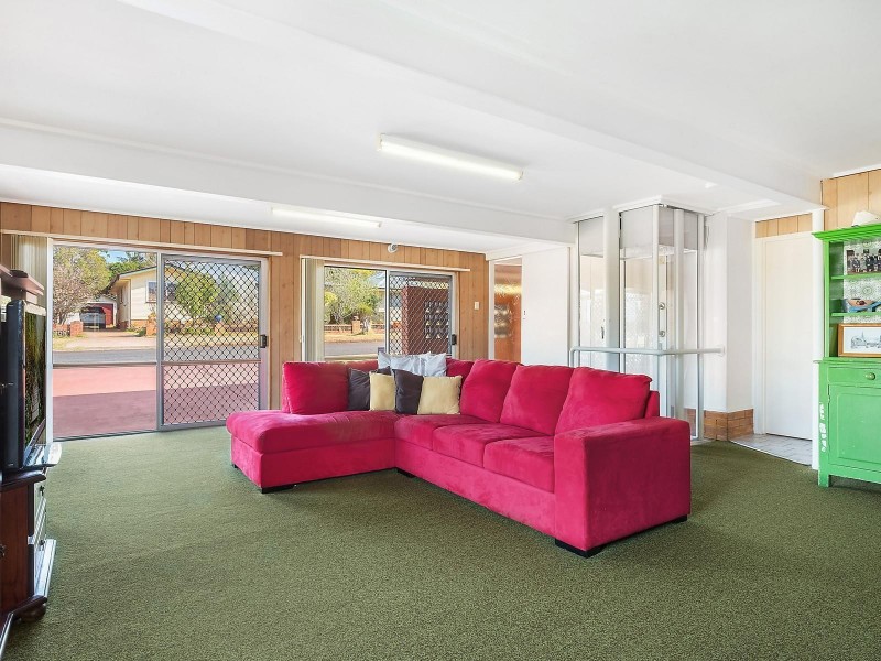 9A Wilma Street, Centenary Heights QLD 4350