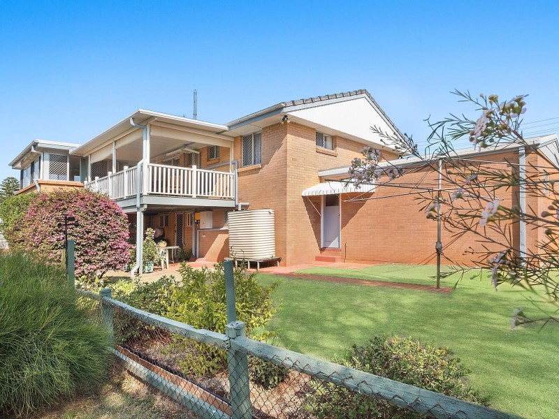 9A Wilma Street, Centenary Heights QLD 4350