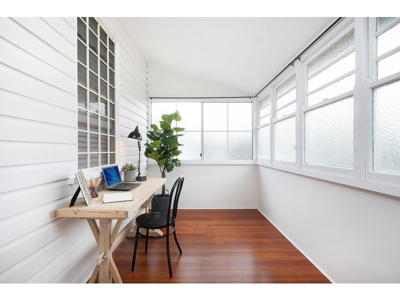 10 Lilley Street, East Toowoomba QLD 4350